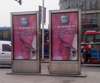 四川滚动灯箱专业制作 为何首选顺泰广告器材灯箱厂